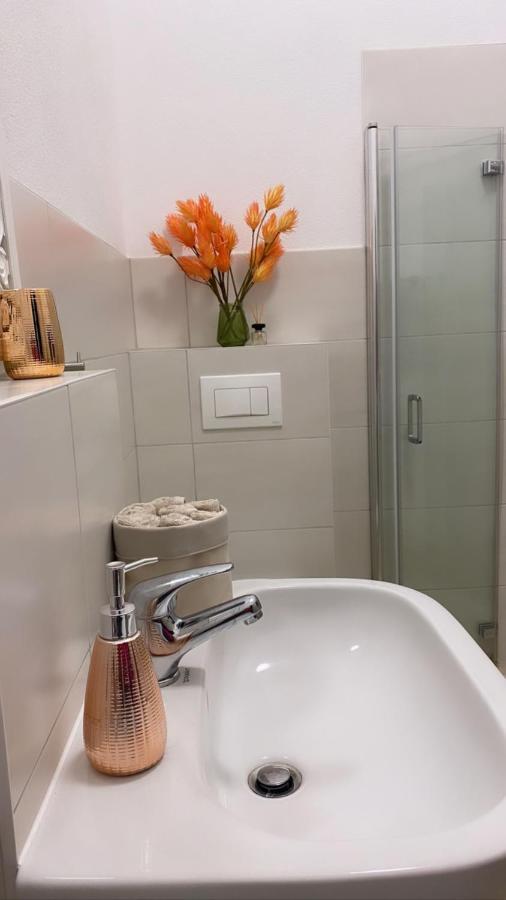 Aurum Apartment Kirchheim am Neckar Bagian luar foto